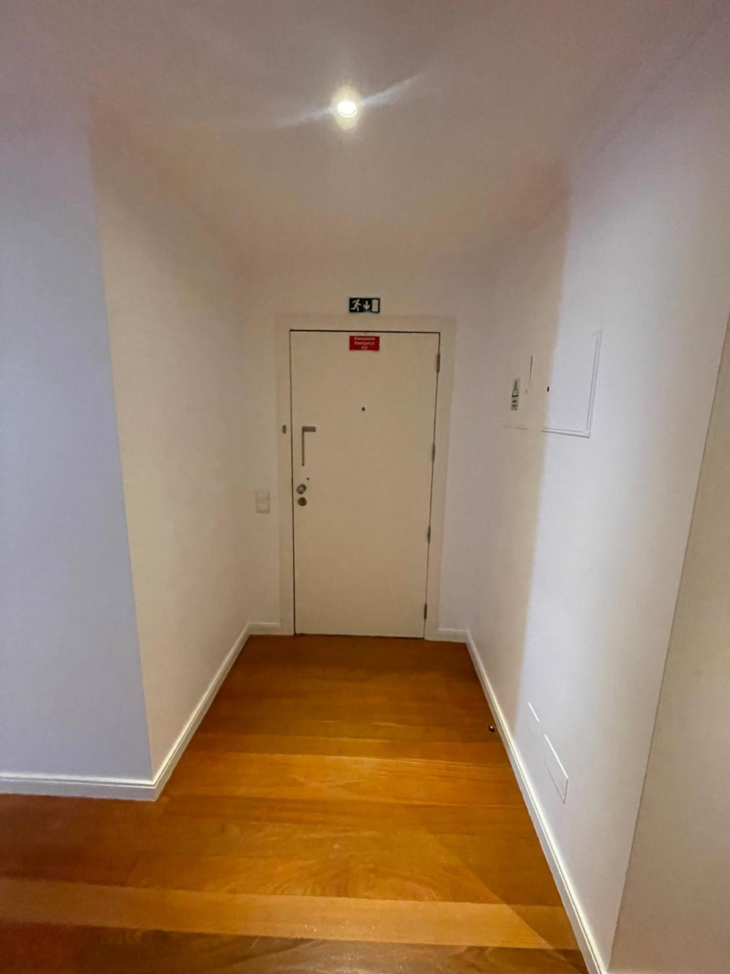 In Town View Apartment *